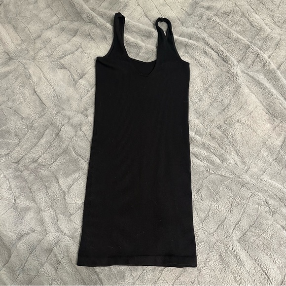 URBAN OUTFITTERS BLACK DRESS - Picture 3 of 6